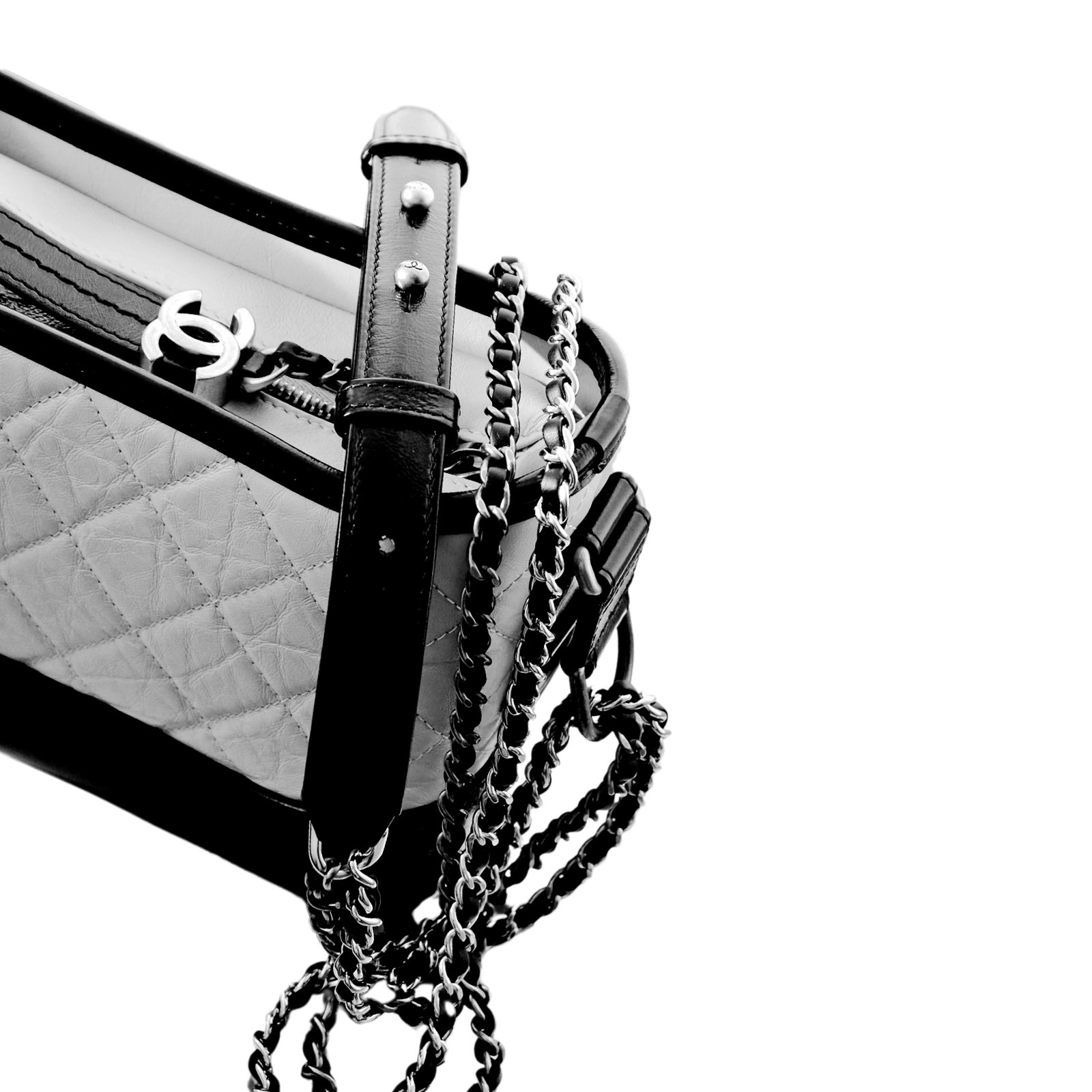 Chanel vs. What Goes Around Comes Around (WGACA): A Legal Case That Could Redefine the Luxury Resale Market