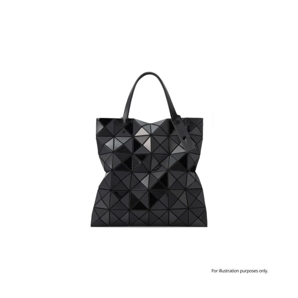 Showing Bao Bao bag by Issey Miyake